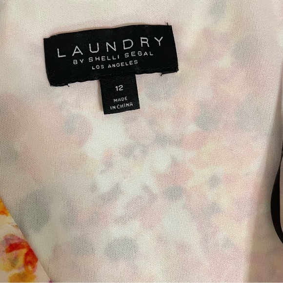Laundry by Shelli Segal
Floral Ruffle Dress size 12 - Picture 9 of 14